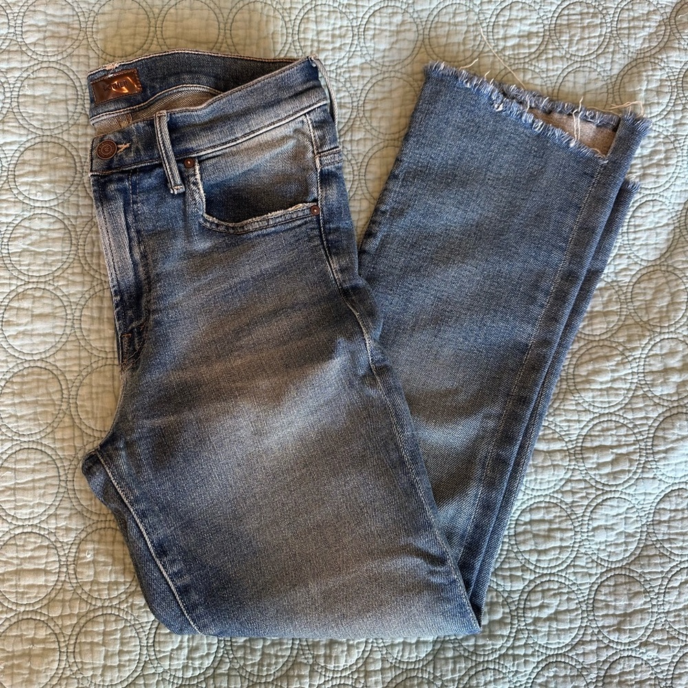 Mother Insider Crop Step Fray in Night on a shiny white Vespa wash